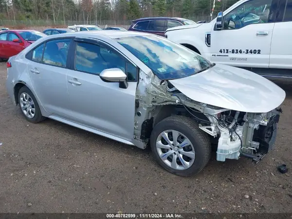 5YFEPMAE2NP297496 2022 TOYOTA COROLLA - Image 1