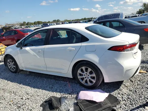 5YFEPMAE2NP300123 2022 TOYOTA COROLLA - Image 2