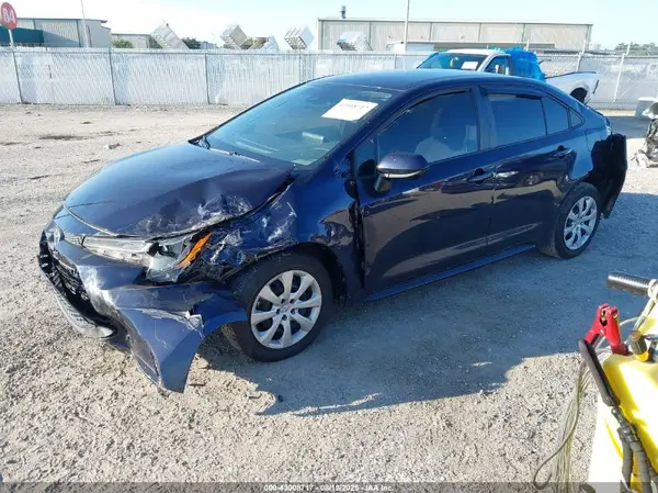 5YFEPMAE2NP305158 2022 TOYOTA COROLLA - Image 2