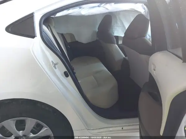 5YFEPMAE2NP306164 2022 TOYOTA COROLLA - Image 8