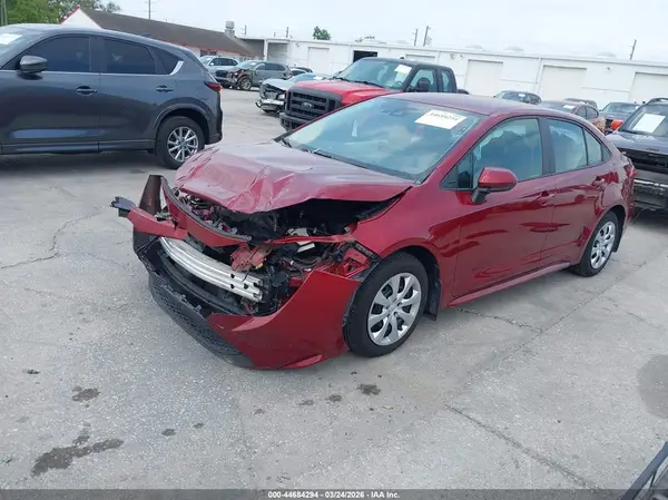 5YFEPMAE2NP306665 2022 TOYOTA COROLLA - Image 2