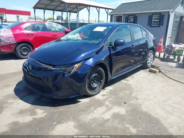 5YFEPMAE2NP308612 2022 TOYOTA COROLLA - Image 2