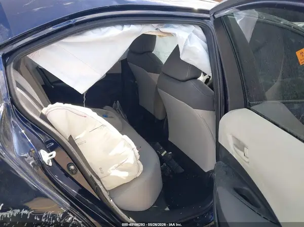 5YFEPMAE2NP309792 2022 TOYOTA COROLLA - Image 8