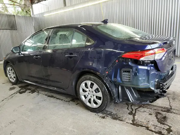5YFEPMAE2NP310442 2022 TOYOTA COROLLA - Image 2