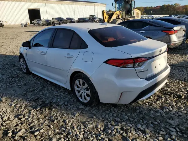 5YFEPMAE2NP313549 2022 TOYOTA COROLLA - Image 2