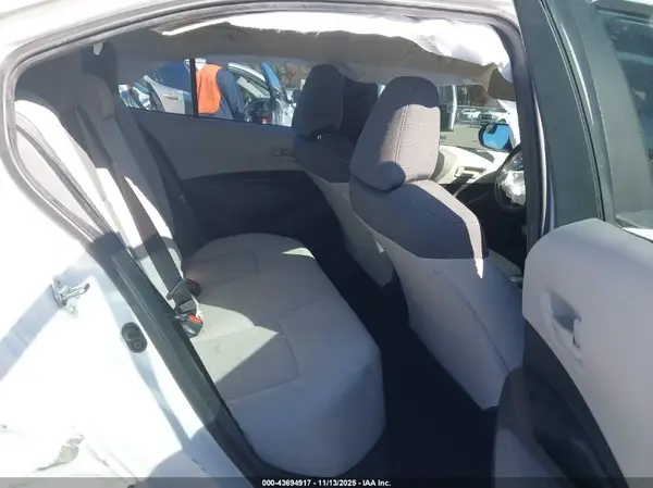 5YFEPMAE2NP321814 2022 TOYOTA COROLLA - Image 8