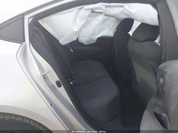 5YFEPMAE2NP326740 2022 TOYOTA COROLLA - Image 8