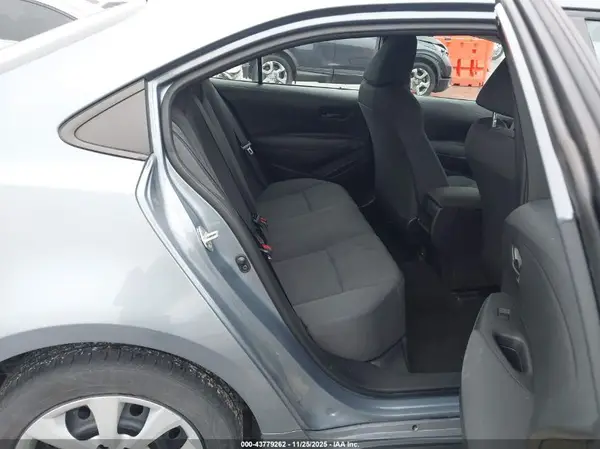 5YFEPMAE2NP332246 2022 TOYOTA COROLLA - Image 8