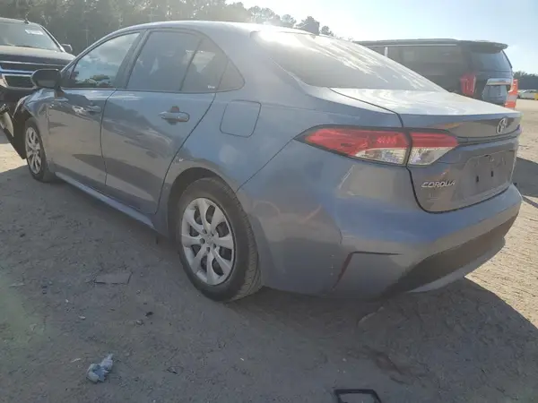 5YFEPMAE2NP335664 2022 TOYOTA COROLLA - Image 2