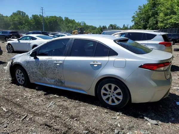 5YFEPMAE2NP339777 2022 TOYOTA COROLLA - Image 2