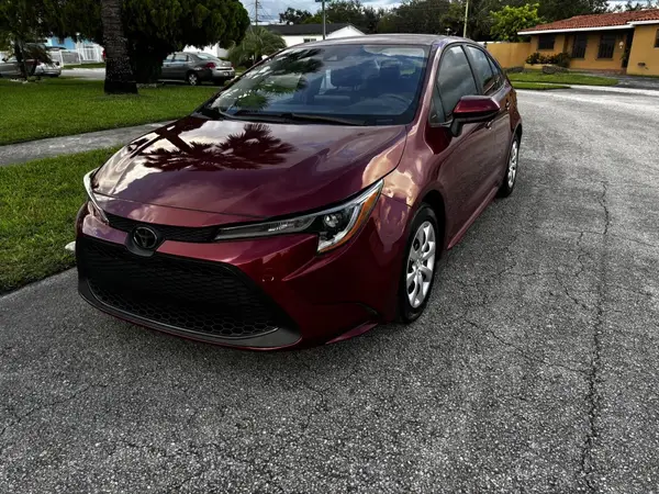 5YFEPMAE2NP343599 2022 TOYOTA COROLLA - Image 2