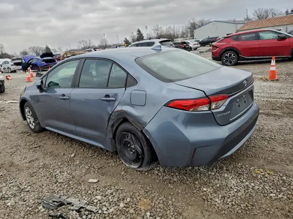 5YFEPMAE2NP347331 2022 TOYOTA COROLLA - Image 2