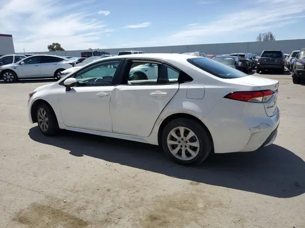 5YFEPMAE2NP349306 2022 TOYOTA COROLLA - Image 2