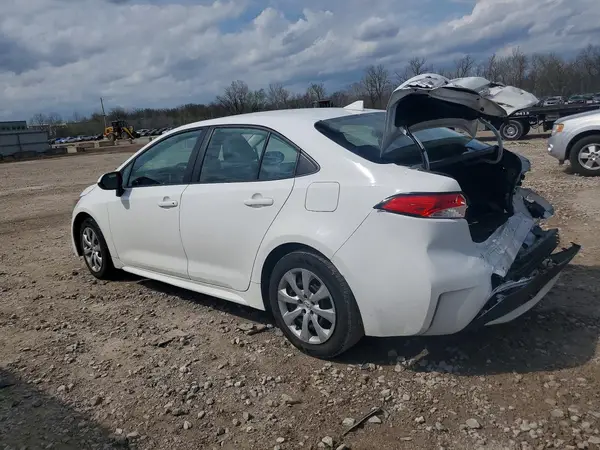 5YFEPMAE2NP352853 2022 TOYOTA COROLLA - Image 2