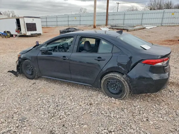 5YFEPMAE2NP354490 2022 TOYOTA COROLLA - Image 2