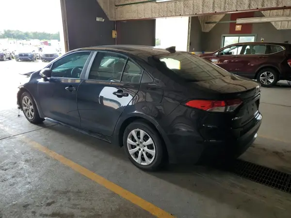 5YFEPMAE2NP354666 2022 TOYOTA COROLLA - Image 2