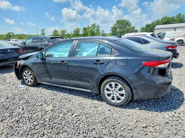 5YFEPMAE2NP355834 2022 TOYOTA COROLLA - Image 2