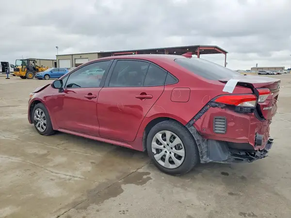 5YFEPMAE2NP364758 2022 TOYOTA COROLLA - Image 2