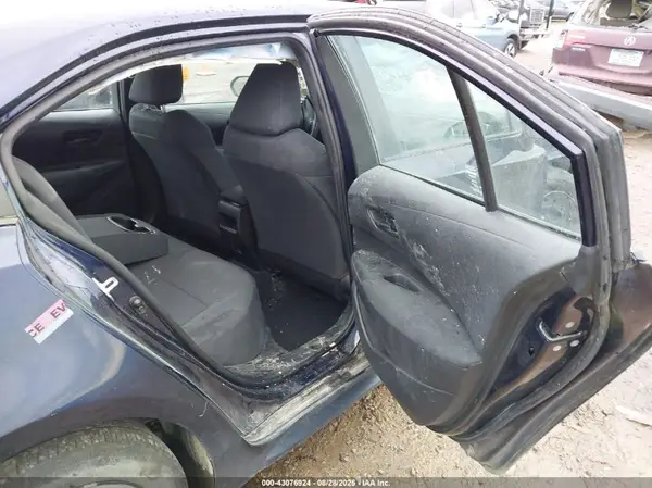 5YFEPMAE2NP367627 2022 TOYOTA COROLLA - Image 8