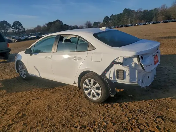 5YFEPMAE2NP367918 2022 TOYOTA COROLLA - Image 2