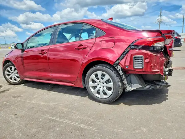 5YFEPMAE2NP371287 2022 TOYOTA COROLLA - Image 2