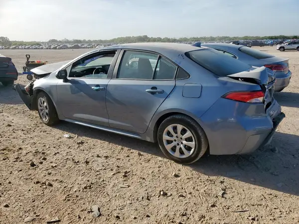 5YFEPMAE2NP383617 2022 TOYOTA COROLLA - Image 2