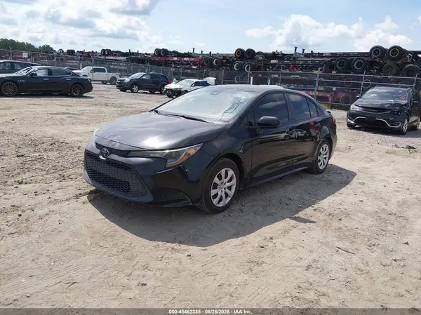 5YFEPMAE2NP385237 2022 TOYOTA COROLLA - Image 2