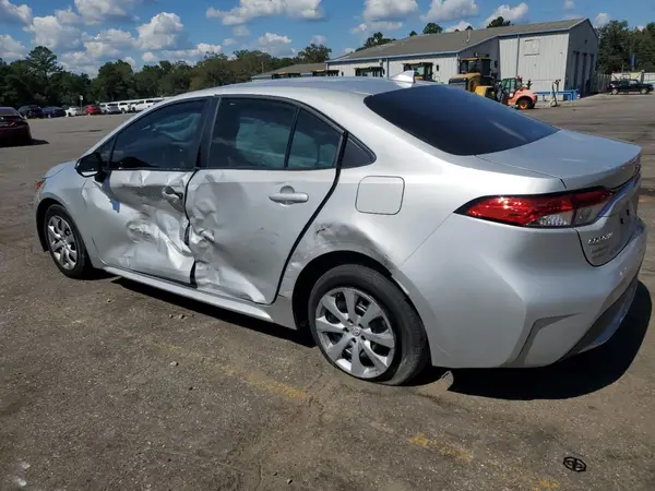 5YFEPMAE2NP389594 2022 TOYOTA COROLLA - Image 2