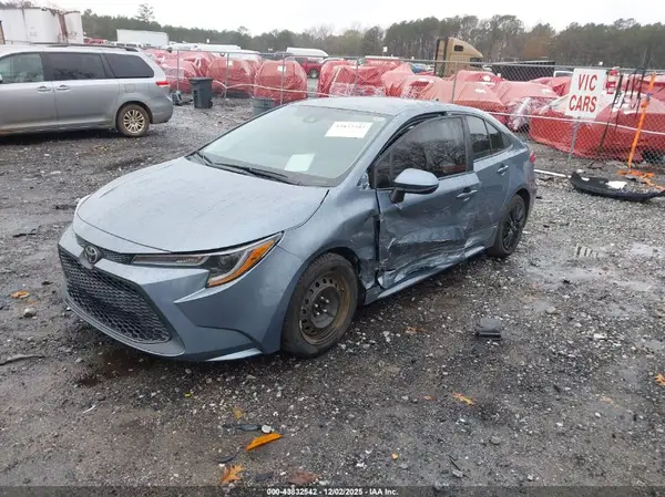 5YFEPMAE3MP147783 2021 TOYOTA COROLLA - Image 2