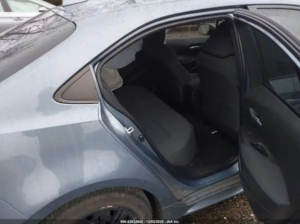 5YFEPMAE3MP147783 2021 TOYOTA COROLLA - Image 8