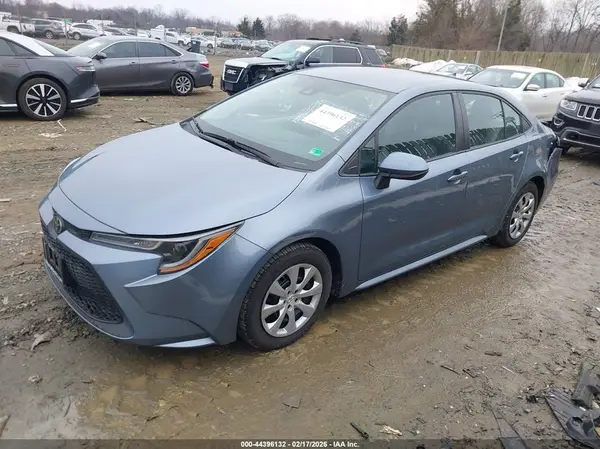 5YFEPMAE3MP161201 2021 TOYOTA COROLLA - Image 2
