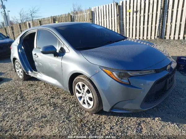 5YFEPMAE3MP163711 2021 TOYOTA COROLLA - Image 1