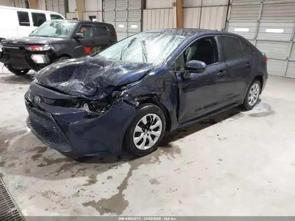 5YFEPMAE3MP173882 2021 TOYOTA COROLLA - Image 2