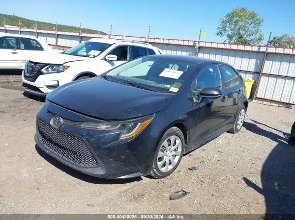 5YFEPMAE3MP174966 2021 TOYOTA COROLLA - Image 2