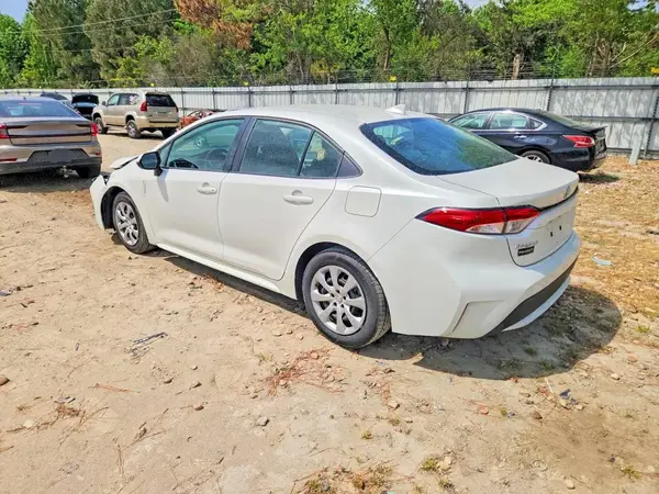 5YFEPMAE3MP176202 2021 TOYOTA COROLLA - Image 2