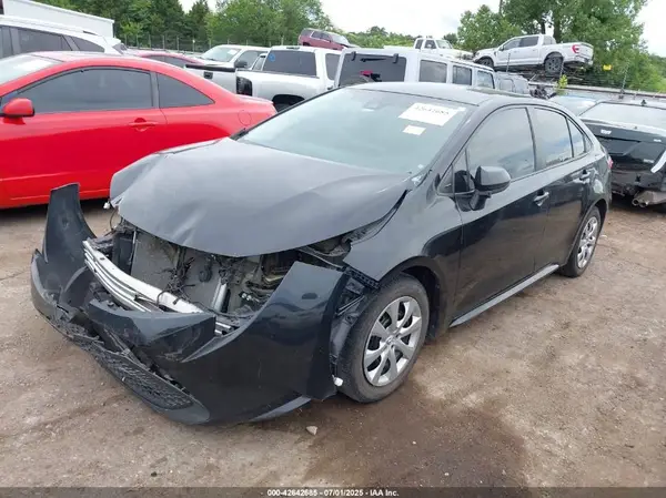 5YFEPMAE3MP179228 2021 TOYOTA COROLLA - Image 2
