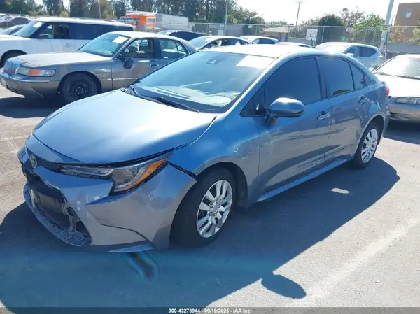 5YFEPMAE3MP205424 2021 TOYOTA COROLLA - Image 2