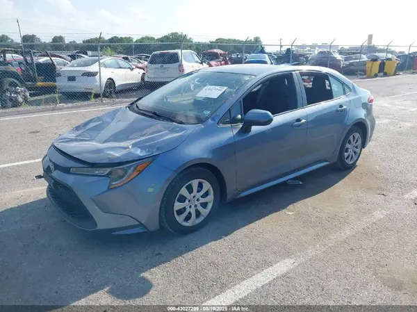 5YFEPMAE3MP210672 2021 TOYOTA COROLLA - Image 2