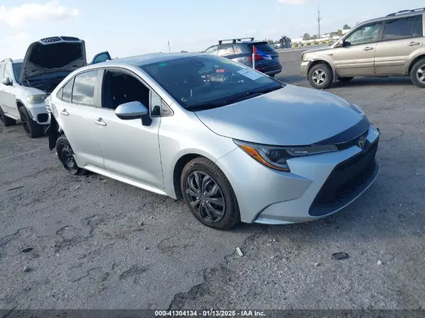 5YFEPMAE3MP215211 2021 TOYOTA COROLLA - Image 1
