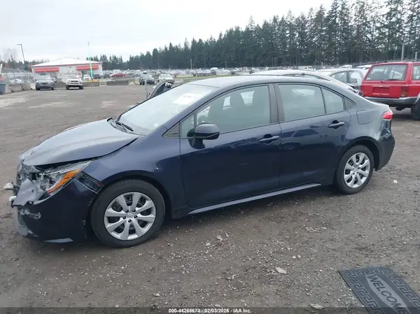 5YFEPMAE3MP216472 2021 TOYOTA COROLLA - Image 2