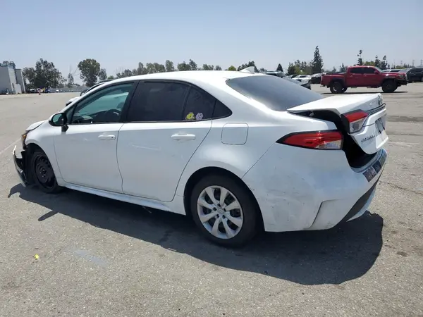 5YFEPMAE3MP217458 2021 TOYOTA COROLLA - Image 2