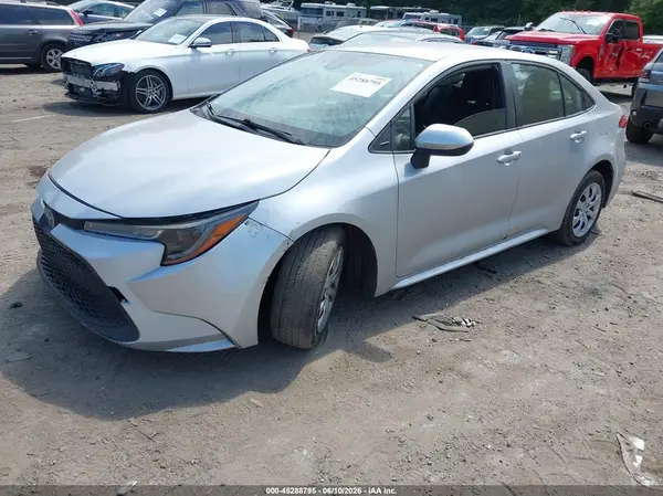 5YFEPMAE3MP218772 2021 TOYOTA COROLLA - Image 2