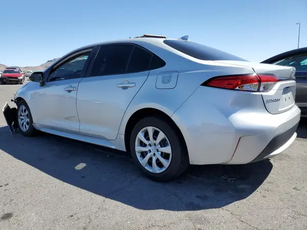 5YFEPMAE3MP218965 2021 TOYOTA COROLLA - Image 2