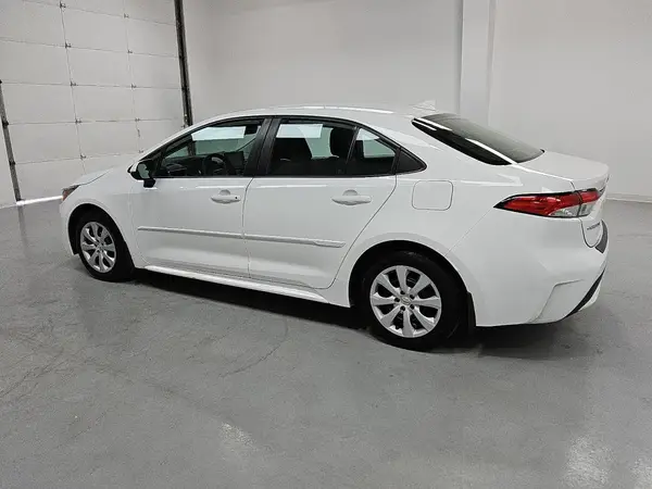 5YFEPMAE3MP220862 2021 TOYOTA COROLLA - Image 2