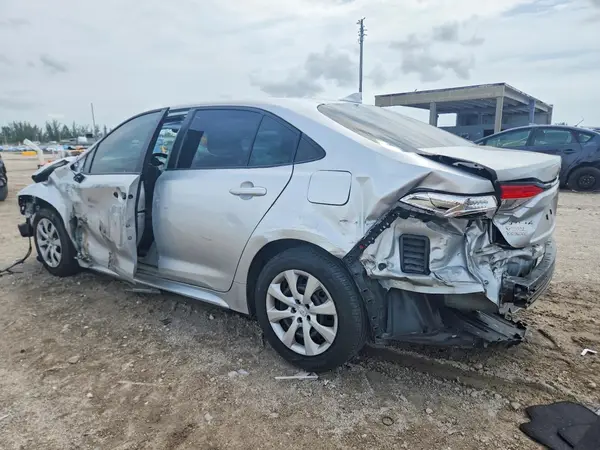 5YFEPMAE3MP224135 2021 TOYOTA COROLLA - Image 2
