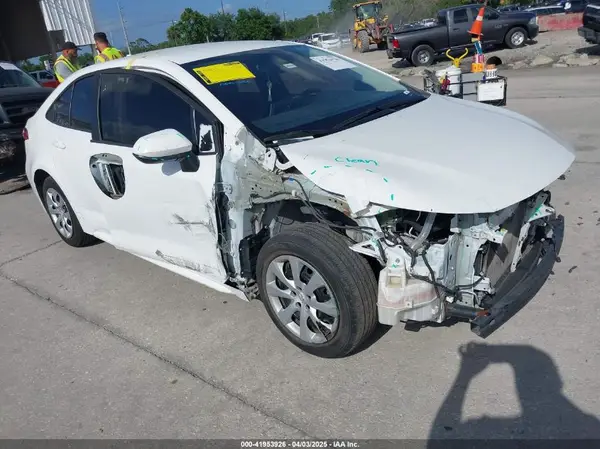 5YFEPMAE3MP228962 2021 TOYOTA COROLLA - Image 1