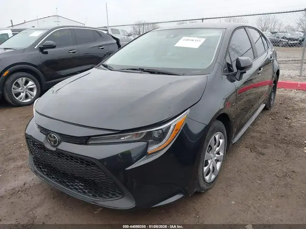 5YFEPMAE3MP236298 2021 TOYOTA COROLLA - Image 2