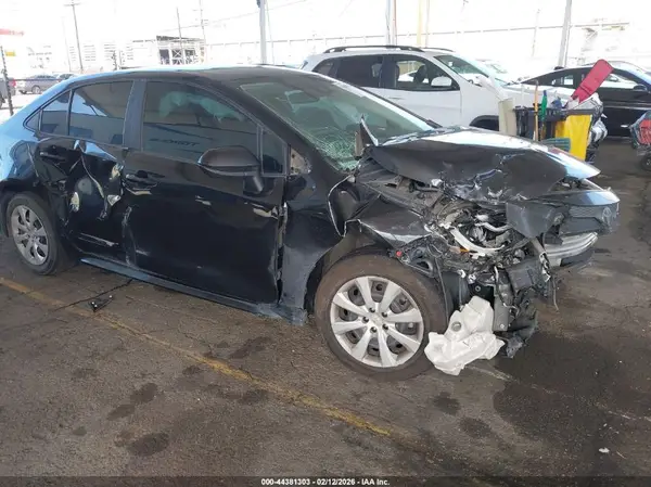 5YFEPMAE3MP237967 2021 TOYOTA COROLLA - Image 1