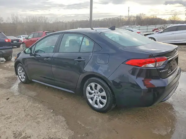 5YFEPMAE3MP242103 2021 TOYOTA COROLLA - Image 2