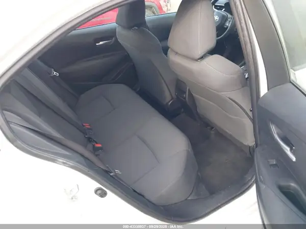 5YFEPMAE3MP245924 2021 TOYOTA COROLLA - Image 8